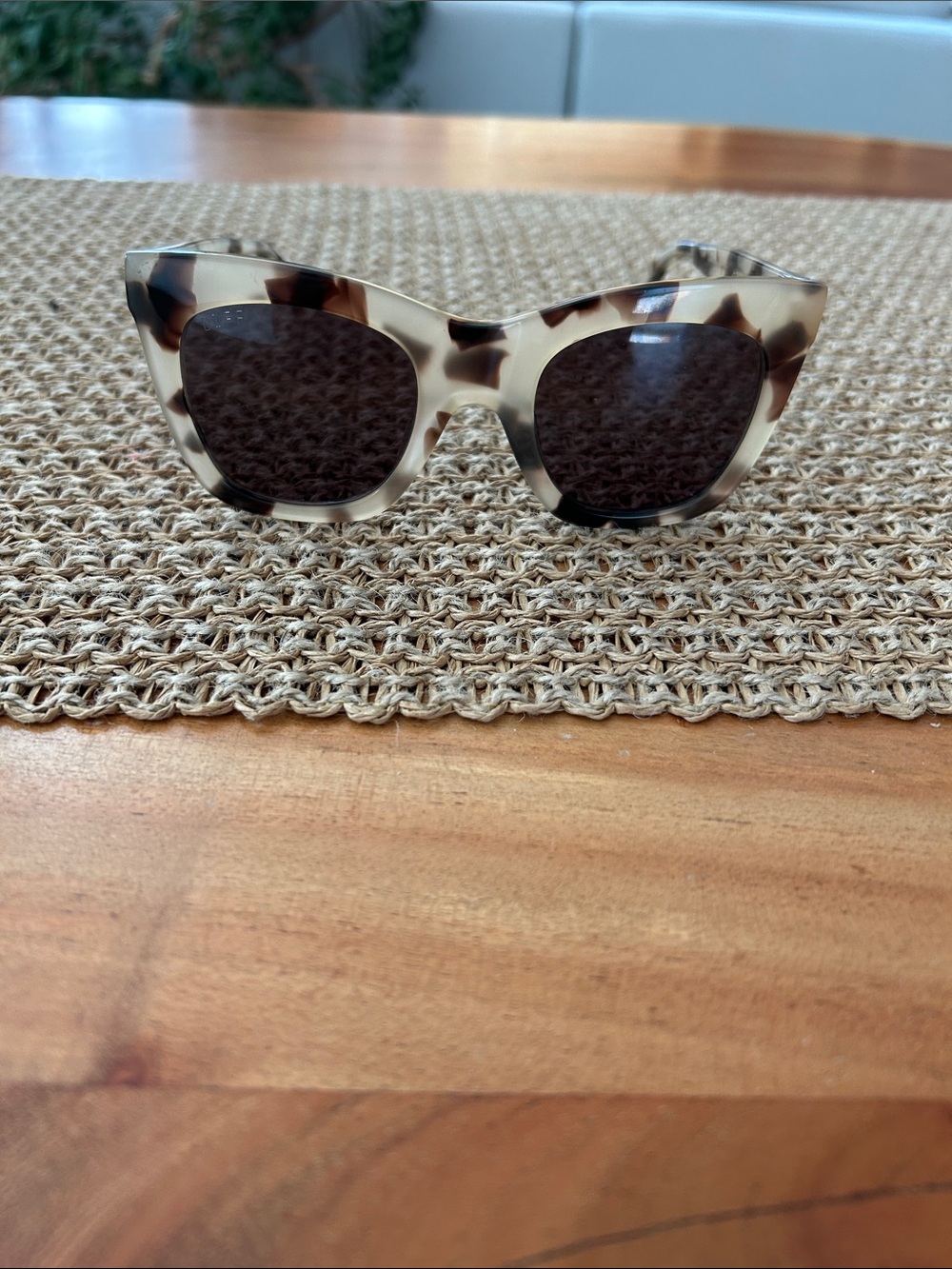 Diff Kaia Acetate Oversized Tortoise Shell Sunglasses 50-23-145